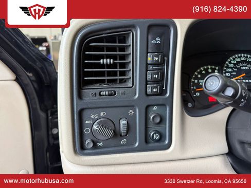 Used 2007 GMC Sierra 2500 SLE w/ Onstar Plus Package AWD/4WD image 44