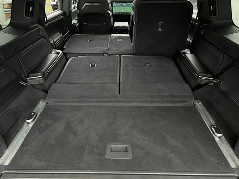 Used 2022 Rivian R1S Launch Edition image 21