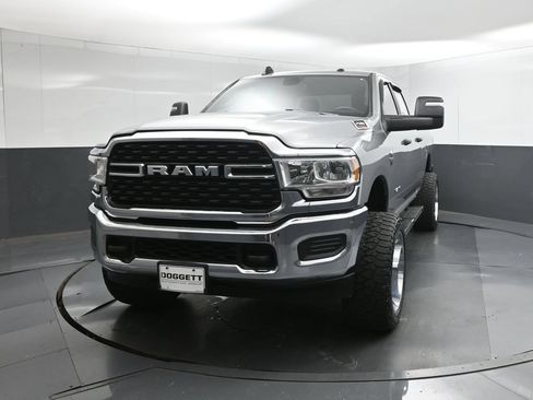 Used 2023 RAM 2500 Big Horn AWD/4WD image 22
