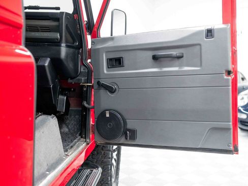 Used 1997 Land Rover Defender 90 AWD/4WD image 77