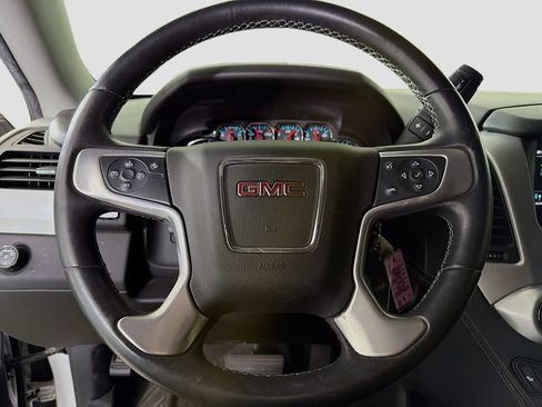 Used 2018 GMC Yukon SLT RWD image 14