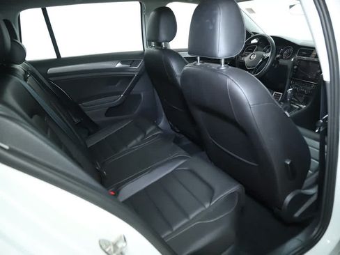Used 2019 Volkswagen Golf Alltrack SEL AWD/4WD image 35