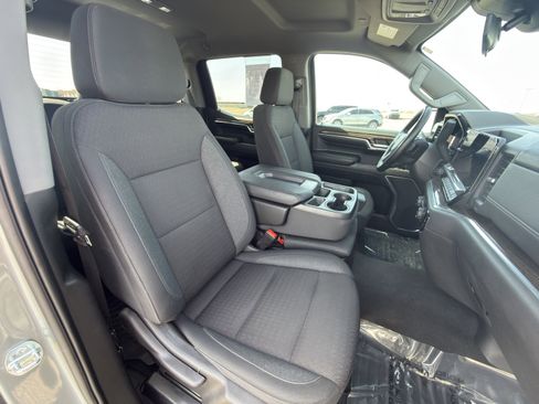 Used 2023 Chevrolet Silverado 1500 LT image 14