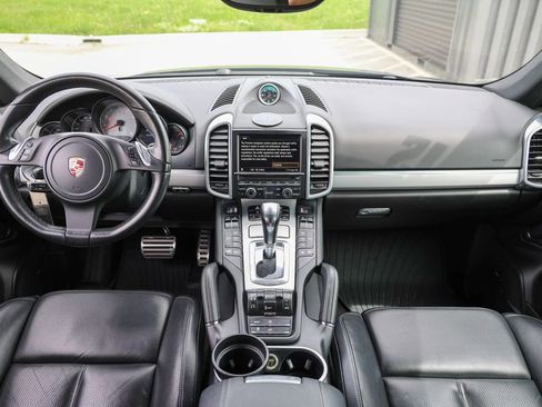 Used 2012 Porsche Cayenne S AWD/4WD image 34
