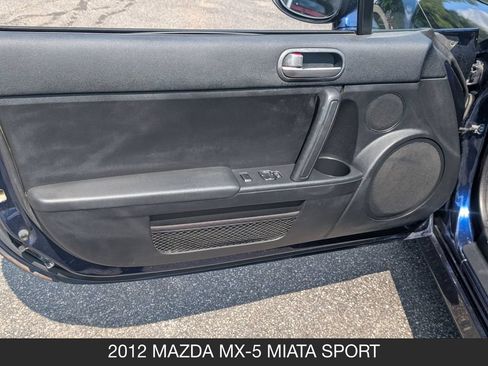 Used 2012 MAZDA MX-5 Miata Sport w/ Convenience Pkg RWD image 11