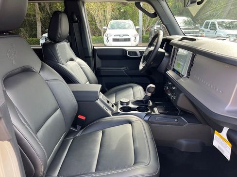 New 2026 Ford Bronco Outer Banks AWD/4WD image 29