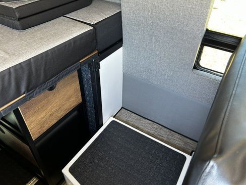 Used 2022 Mercedes-Benz Sprinter 2500 image 22