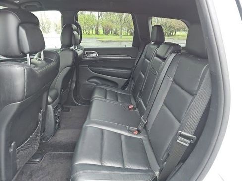 Used 2018 Jeep Grand Cherokee Limited w/ Trailer Tow Group IV image 18