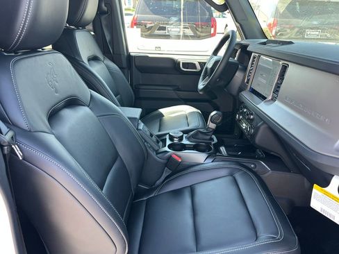 New 2026 Ford Bronco Outer Banks AWD/4WD image 17