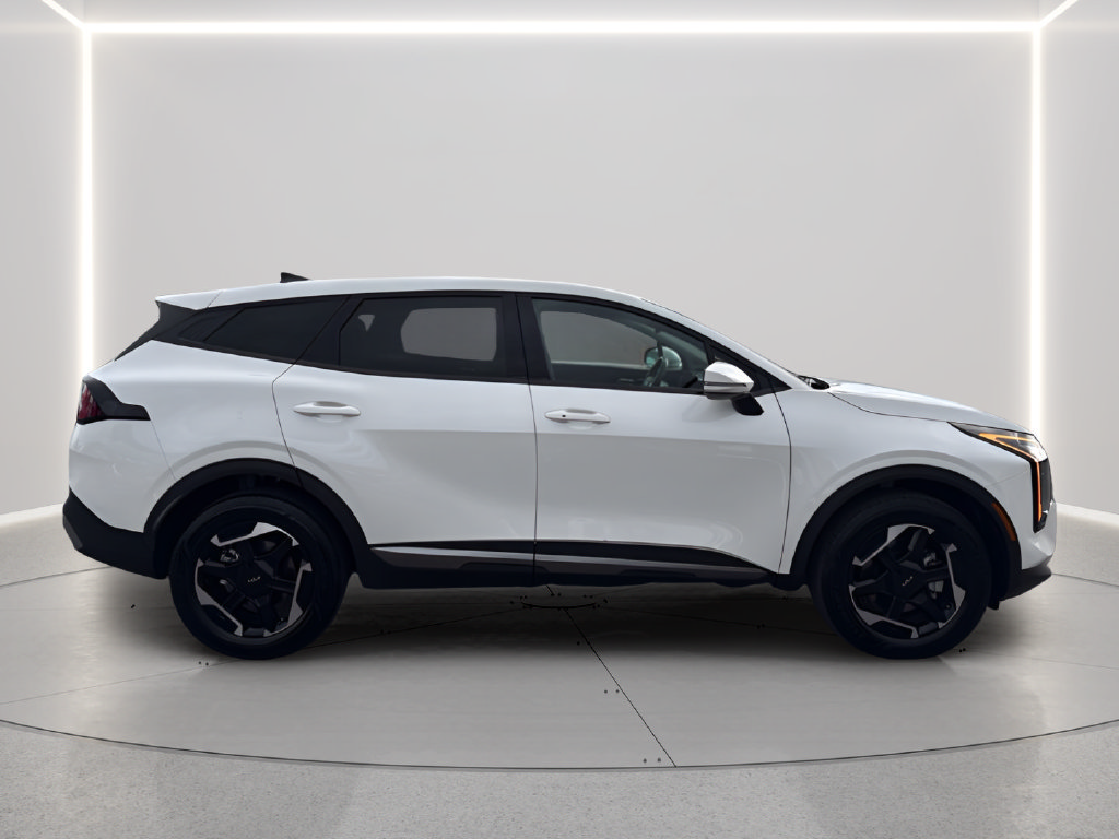 Certified 2026 Kia Sportage S AWD/4WD image 6
