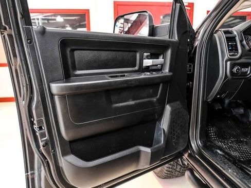 Used 2019 RAM 2500 Tradesman w/ Chrome Appearance Group image 38
