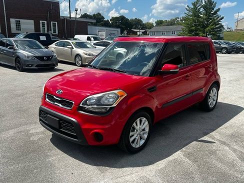 Used 2012 Kia Soul + FWD image 1