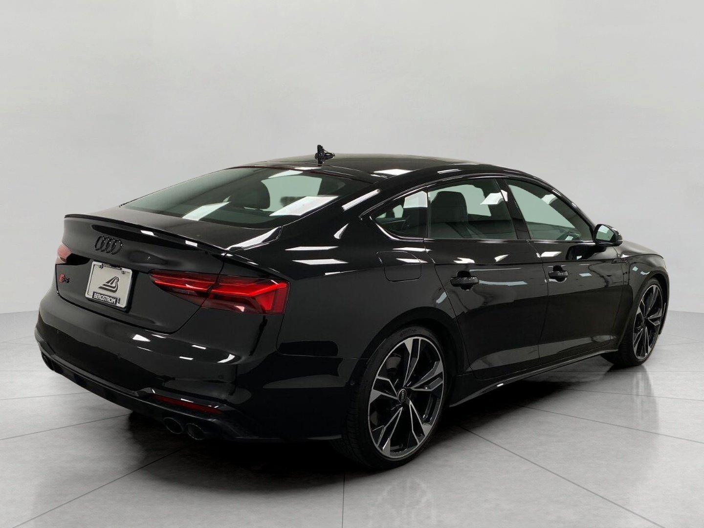 Used 2023 Audi S5 Prestige w/ Prestige Package AWD/4WD image 3