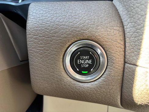 Used 2021 GMC Yukon Denali w/ Denali Premium Package AWD/4WD image 21