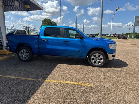 Used 2023 RAM 1500 Lone Star AWD/4WD image 4
