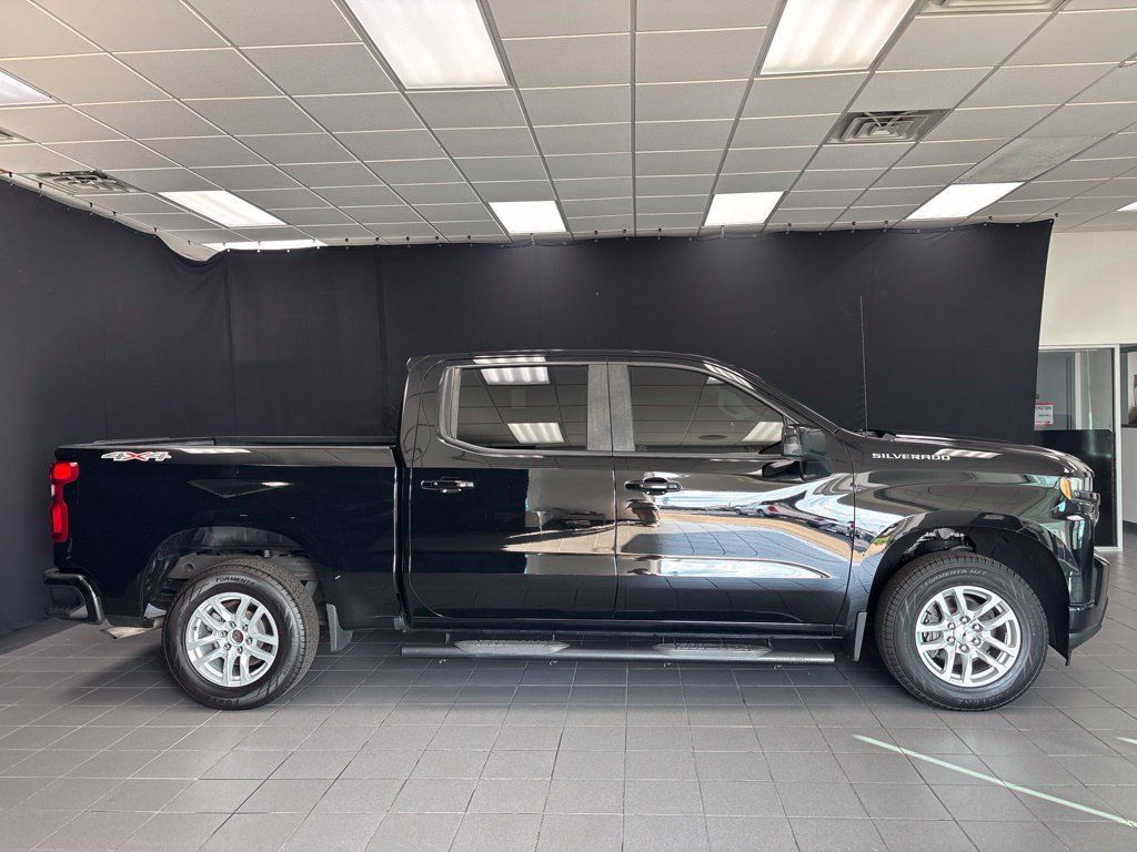Used 2019 Chevrolet Silverado 1500 RST w/ All-Star Edition AWD/4WD image 2