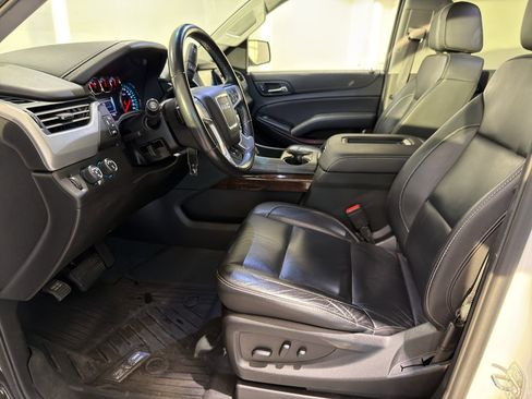 Used 2019 GMC Yukon SLT image 14