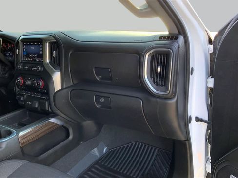 Used 2021 Chevrolet Silverado 1500 LT Trail Boss w/ Convenience Package II AWD/4WD image 18