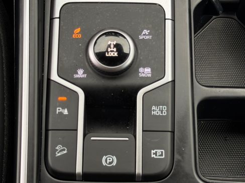 Certified 2023 Kia Sorento EX AWD/4WD image 36