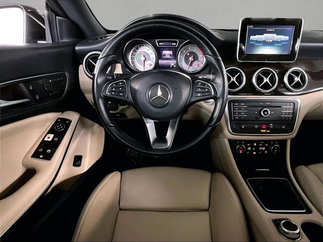 Used 2016 Mercedes-Benz CLA 250 image 7
