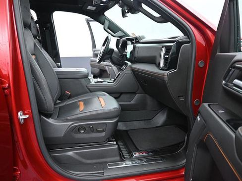 Used 2024 GMC Sierra 2500 AT4 w/ AT4 Premium Plus Package image 19