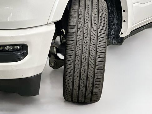 Used 2024 RAM 1500 Limited image 25