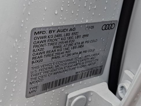 New 2025 Audi Q5 Premium Plus image 14