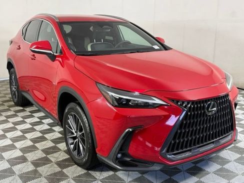 Used 2022 Lexus NX 250 FWD w/ Towing Package (2000 Lbs) image 10