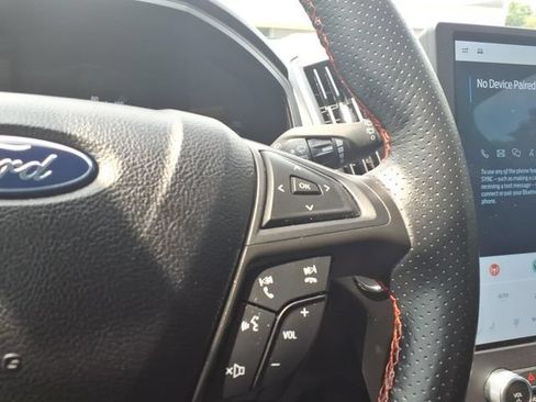 Certified 2022 Ford Edge ST-Line AWD/4WD image 15