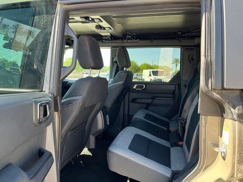 Used 2025 Ford Bronco Big Bend AWD/4WD image 16