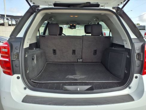 Used 2017 Chevrolet Equinox LS FWD image 8