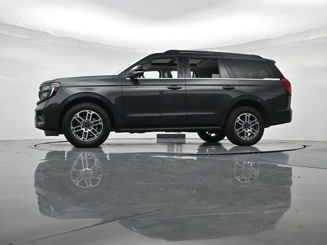 Certified 2025 Ford Expedition Active AWD/4WD image 40