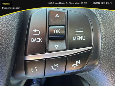 Used 2022 Ford Escape SE FWD image 25