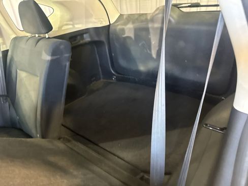 Used 2016 Honda CR-V LX image 14