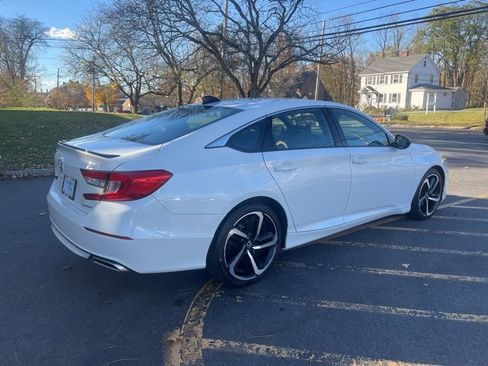 Used 2022 Honda Accord Sport image 5