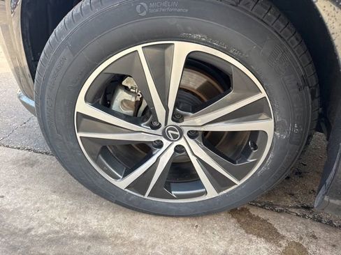 Certified 2025 Lexus RX 350 FWD w/ Technology Package image 10