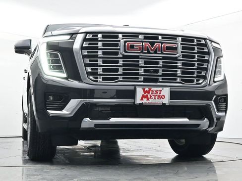 Used 2025 GMC Yukon XL Denali image 33