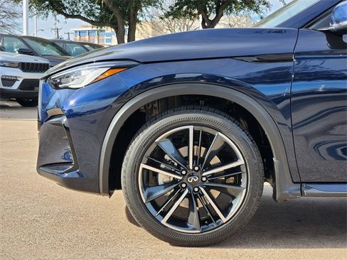 Used 2023 INFINITI QX50 Sport image 9