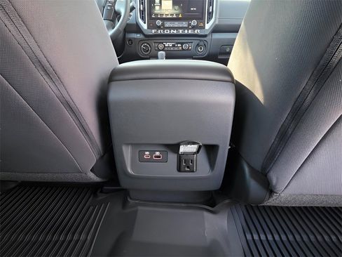 New 2026 Nissan Frontier SV w/ SV Convenience Package image 8