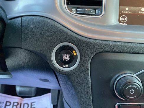 Used 2023 Dodge Charger SXT image 31