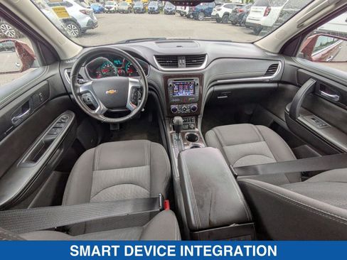 Used 2017 Chevrolet Traverse LT AWD/4WD image 32