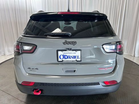 Used 2022 Jeep Compass Trailhawk w/ Trailhawk Elite Group AWD/4WD image 28