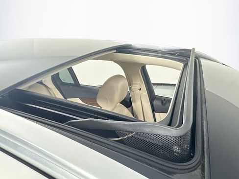 Used 2022 Mercedes-Benz GLC 300 4MATIC image 21