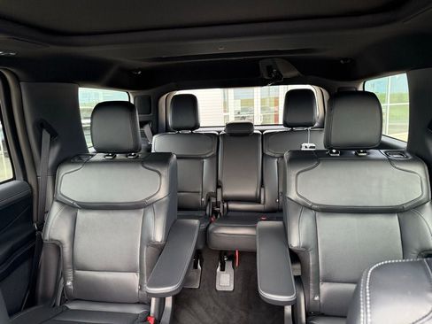 New 2025 Ford Expedition Platinum w/ Stealth Performance Package image 13