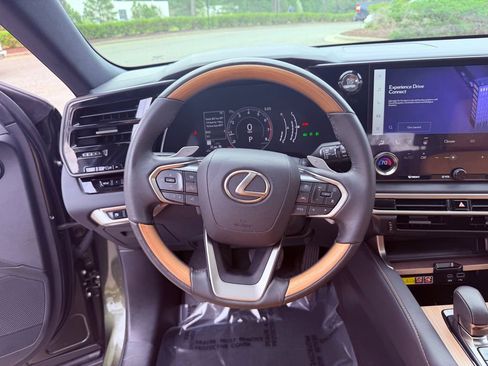 Certified 2024 Lexus RX 350 Premium w/ Accessory Package (Z1) image 18