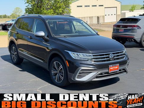 Used 2024 Volkswagen Tiguan Wolfsburg Edition AWD/4WD image 1