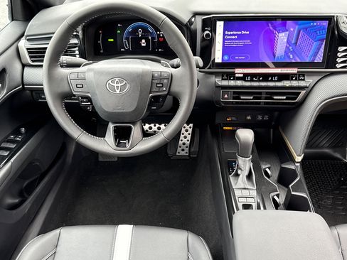 New 2026 Toyota Camry SE FWD image 20