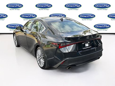 Used 2022 Lexus IS 300 AWD w/ Premium Package image 6