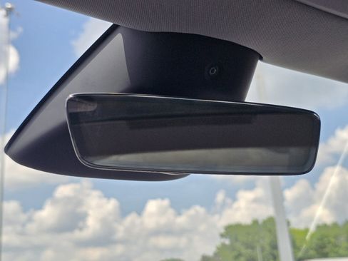 Used 2025 Tesla Model 3 Long Range RWD image 37
