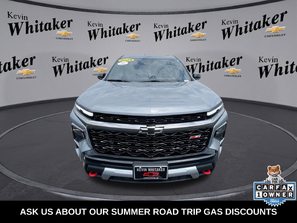 Certified 2025 Chevrolet Traverse Z71 w/ Enhanced Driving Package AWD/4WD image 3